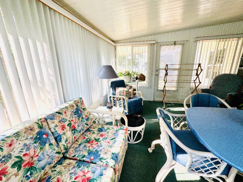 1484 Double Eagle Drive a Lakeland, FL Mobile or Manufactured Home for Sale